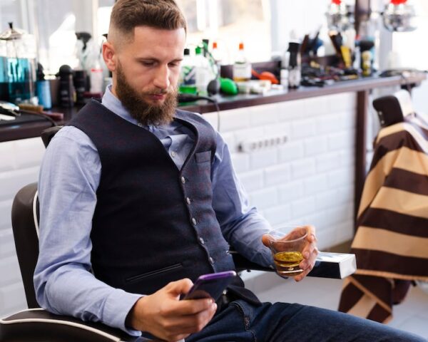 Salon & Barbershop Business Management